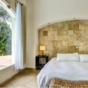 Luxury Villa In Playacar 普拉亚卡门